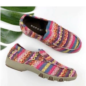 Roper Chase kids Girls multi colored fabric loafer size 2